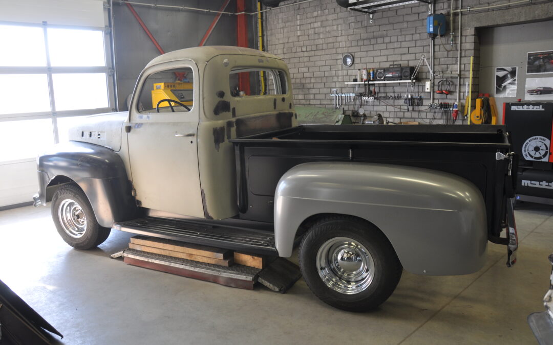 1951 Ford F1